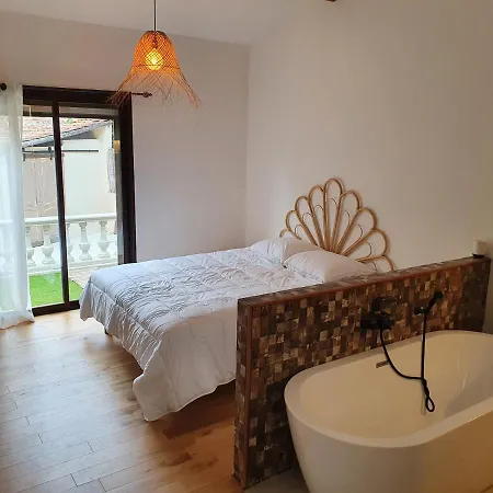 Villa Roxandre Villa *