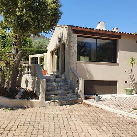 Villa Roxandre Villa *